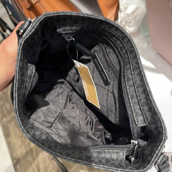 Michael Kors Jet Set Travel Large Messenger Crossbody Bag Black - Picture 7 of 16